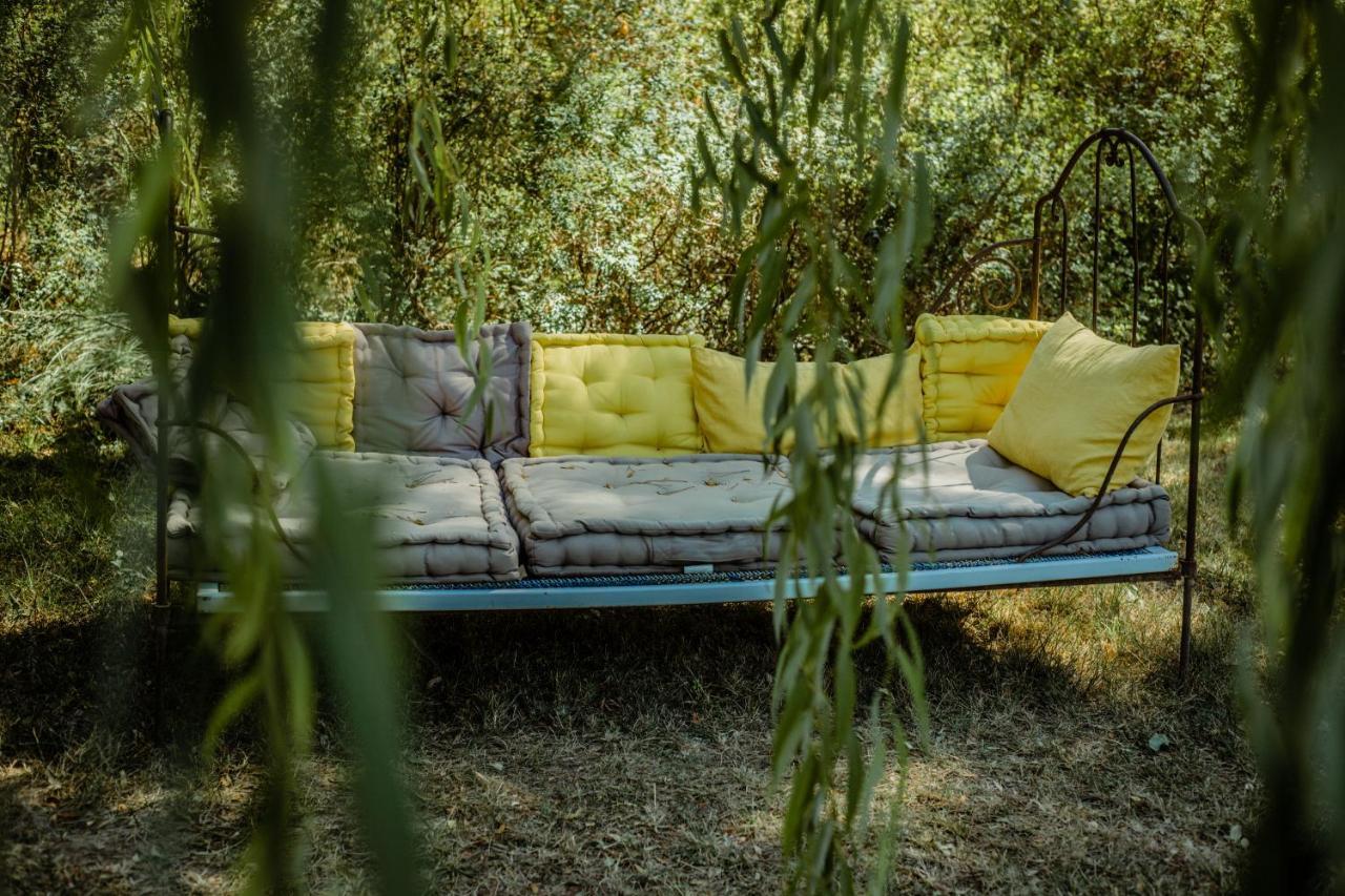 Le Mas De Trevouse Saint-Saturnin-lès-Avignon エクステリア 写真