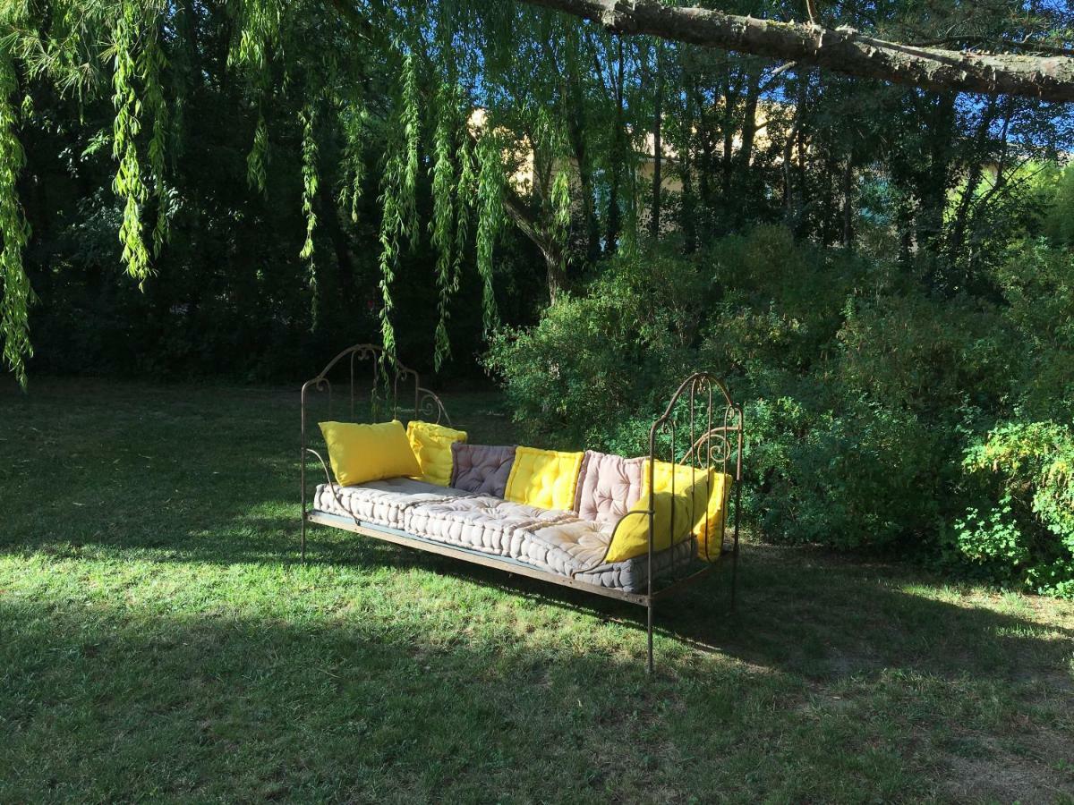 Le Mas De Trevouse Saint-Saturnin-lès-Avignon エクステリア 写真
